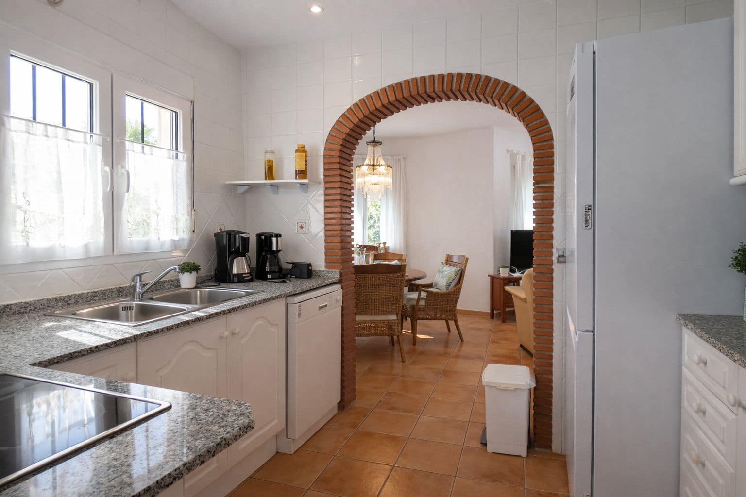 3 sypialnia Willa na sprzedaż w Els Poblets z basenem garażem - 420 000 € (Ref: 9745211)