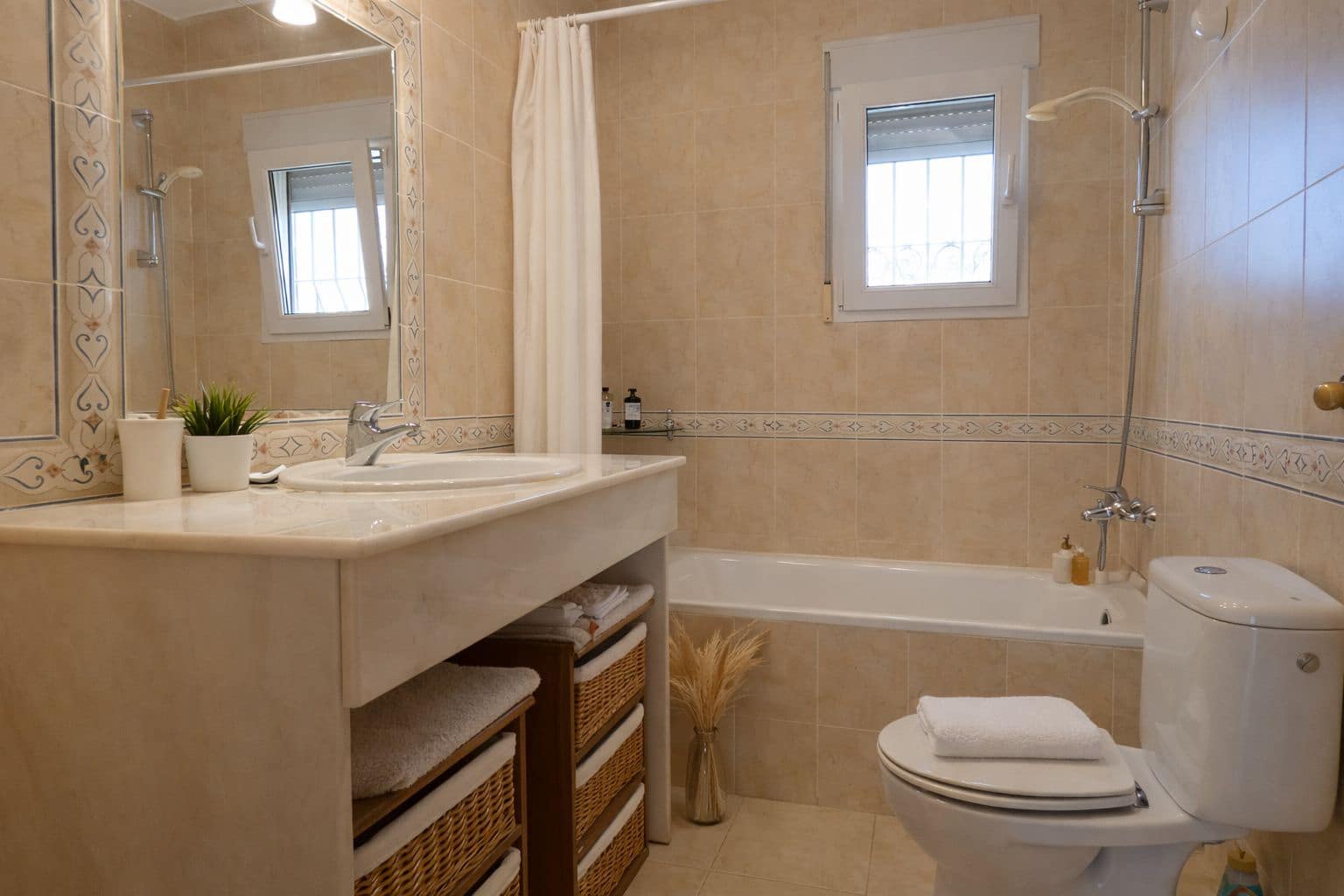 3 sypialnia Willa na sprzedaż w Els Poblets z basenem garażem - 420 000 € (Ref: 9745211)