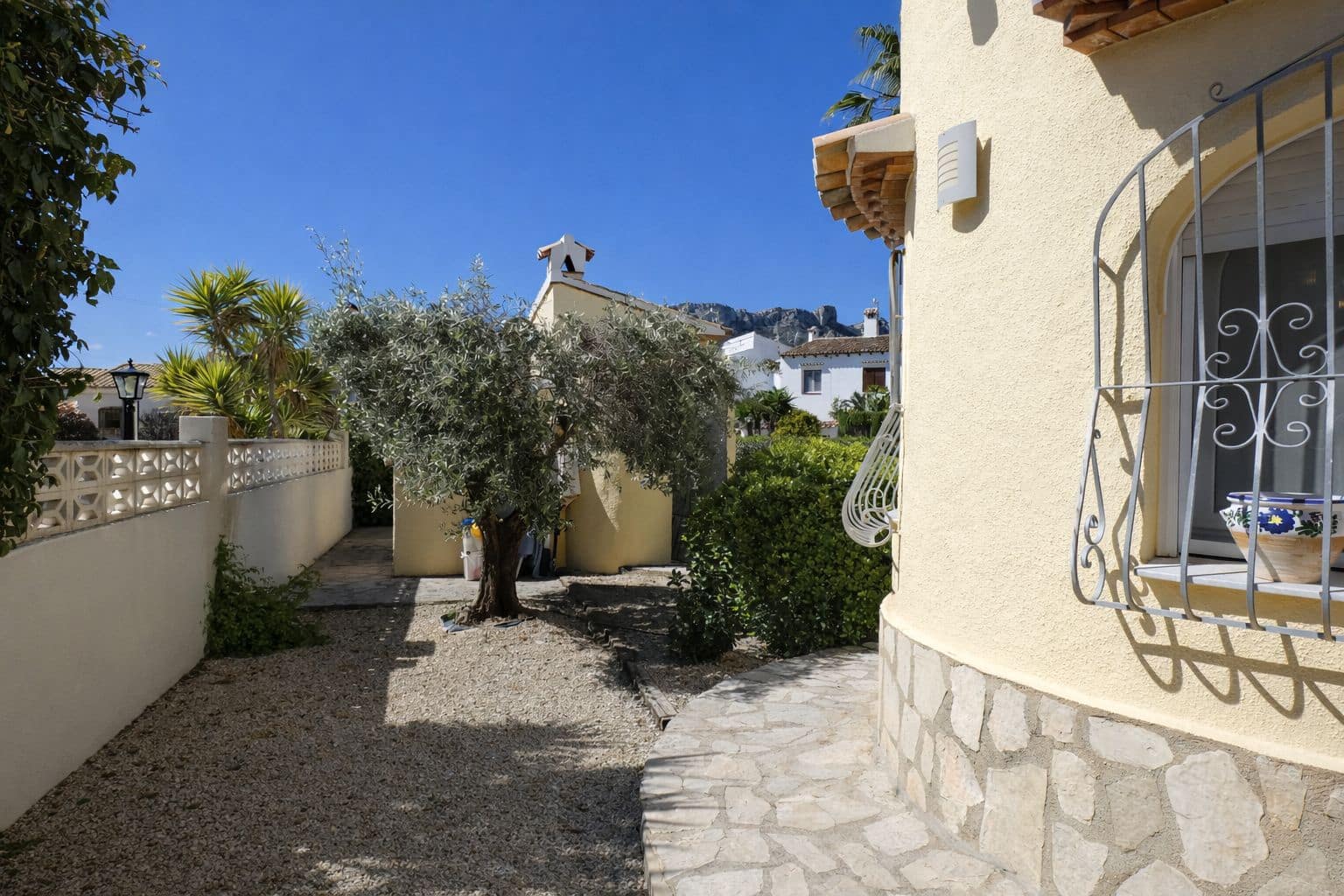 3 sypialnia Willa na sprzedaż w Els Poblets z basenem garażem - 420 000 € (Ref: 9745211)