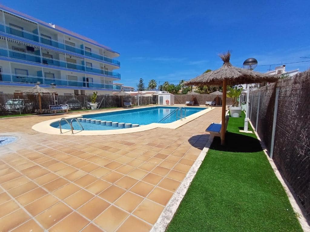 2 Zimmer Apartment zu verkaufen in Denia mit Pool Garage - 250.000 € (Ref: 9827508)