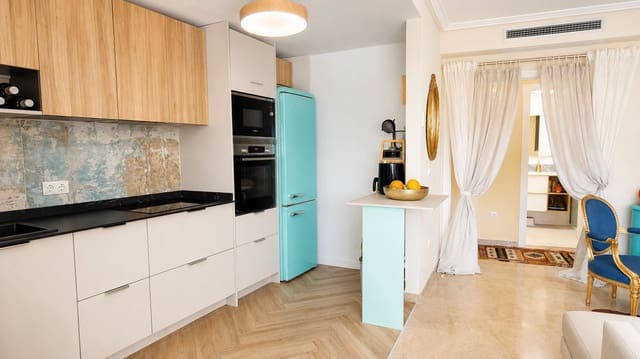 Piso de 3 habitaciones en Centro Urbano, Dénia en venta con garaje - 360.000 € (Ref: 9838557)