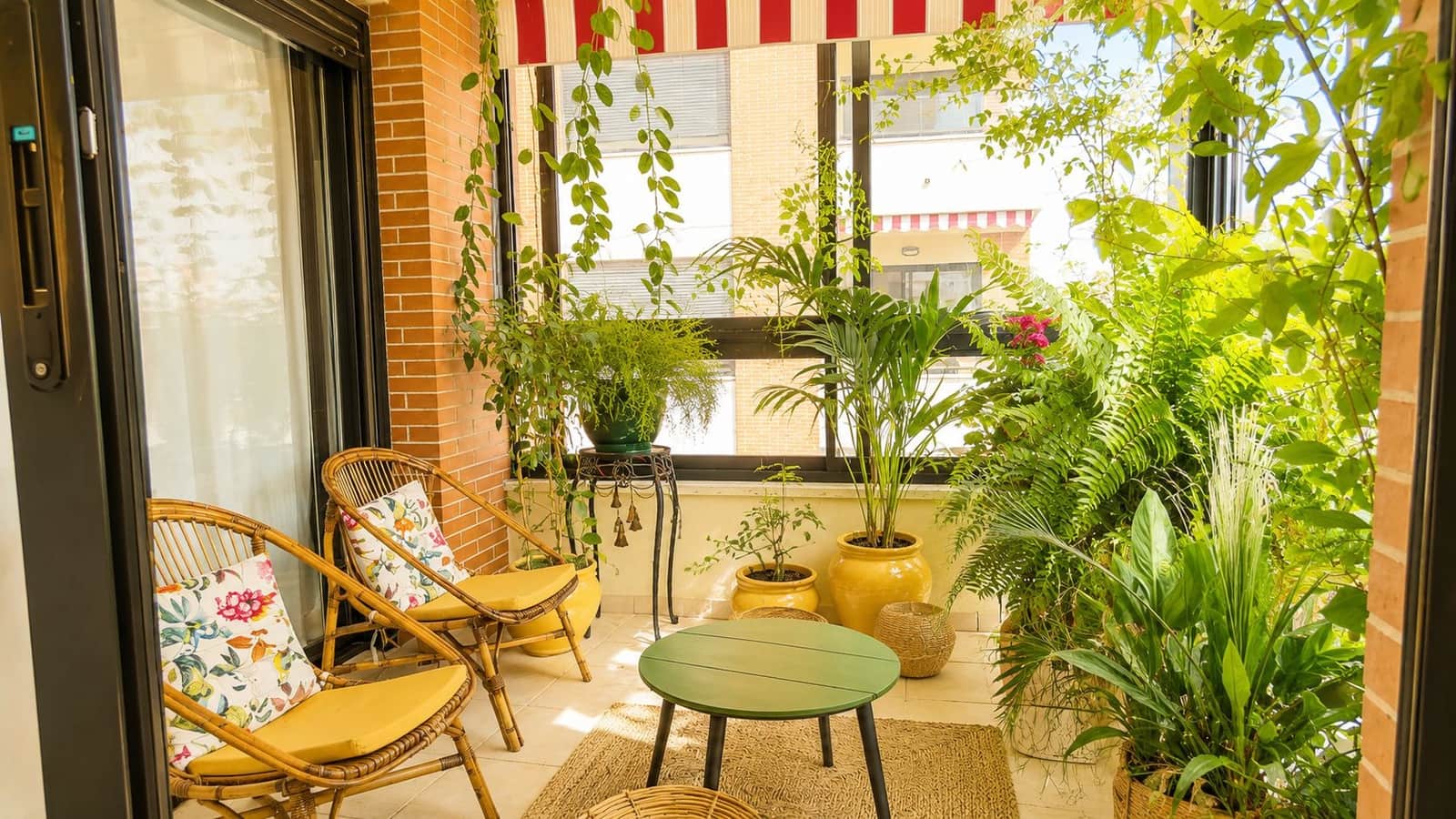 Piso de 3 habitaciones en Dénia en venta con garaje - 360.000 € (Ref: 9838557)