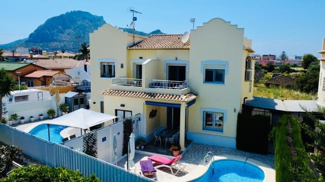 3 slaapkamer Halfvrijstaande villa te koop in El Vergel / Verger met zwembad garage - € 377.000 (Ref: 9872692)