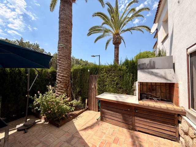 3 quarto Moradia em Banda para venda em Dénia com piscina garagem - 313 000 € (Ref: 9872693)