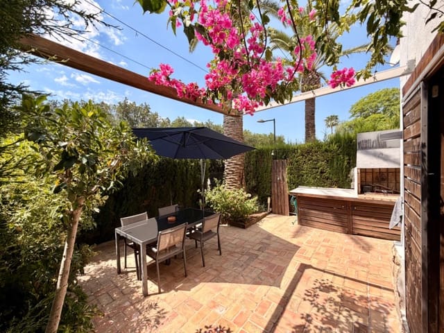 3 quarto Moradia em Banda para venda em Dénia com piscina garagem - 313 000 € (Ref: 9872693)