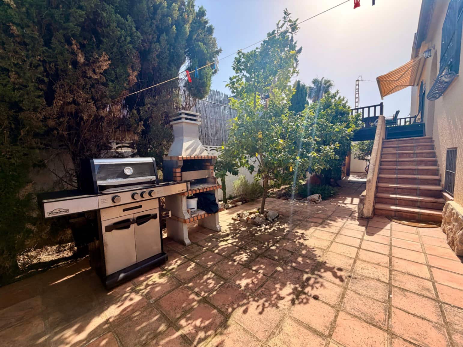 3 bedroom Villa for sale in Denia with pool garage - € 620,000 (Ref: 9883843)