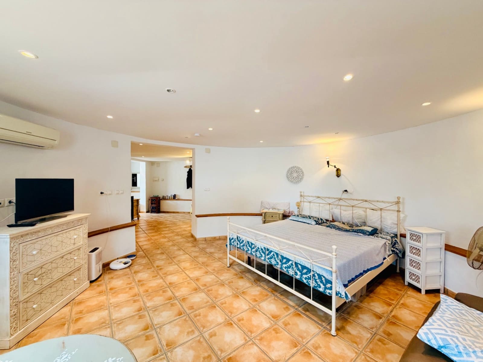3 bedroom Villa for sale in Denia with pool garage - € 620,000 (Ref: 9883843)