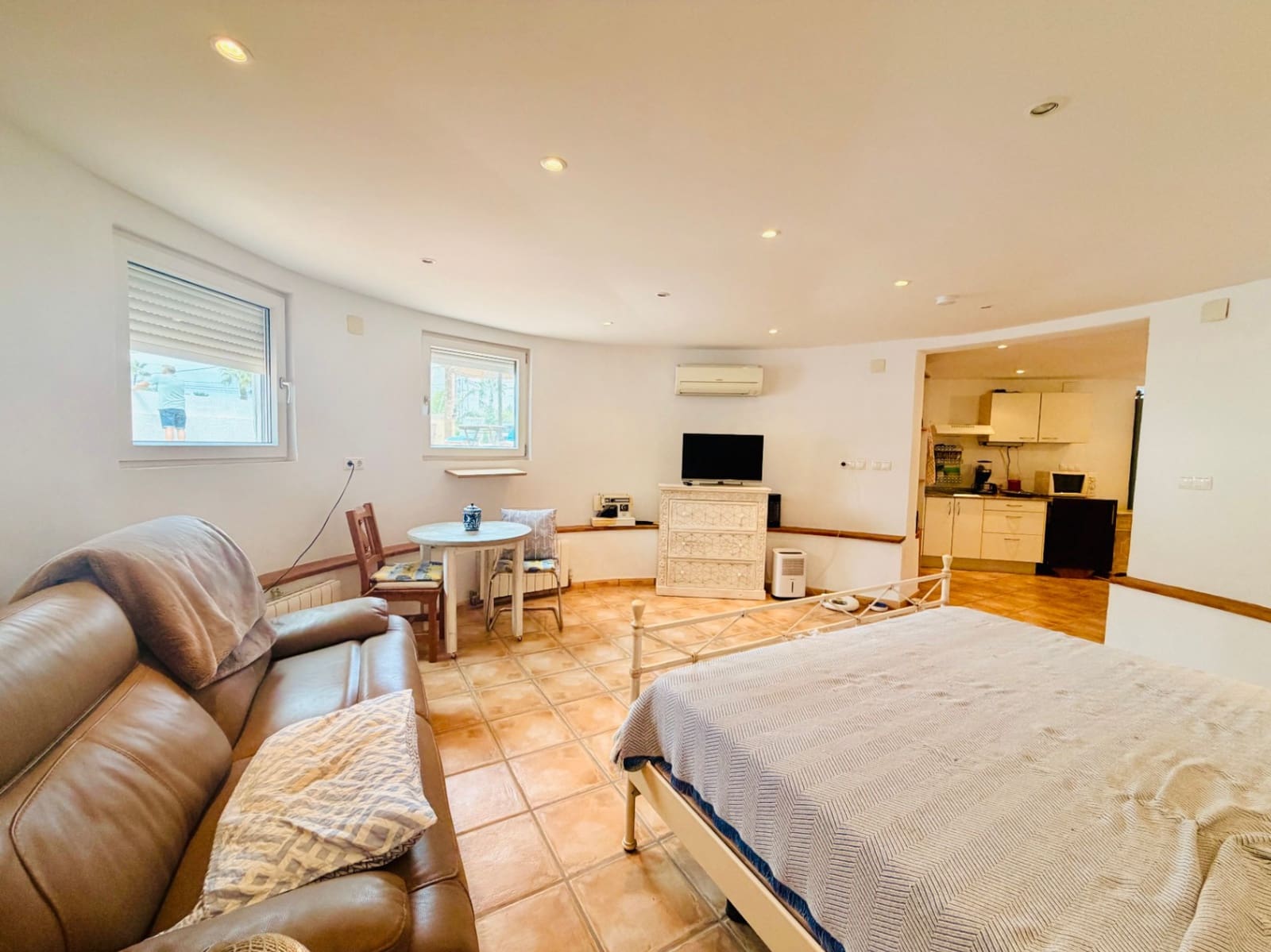 3 bedroom Villa for sale in Denia with pool garage - € 620,000 (Ref: 9883843)