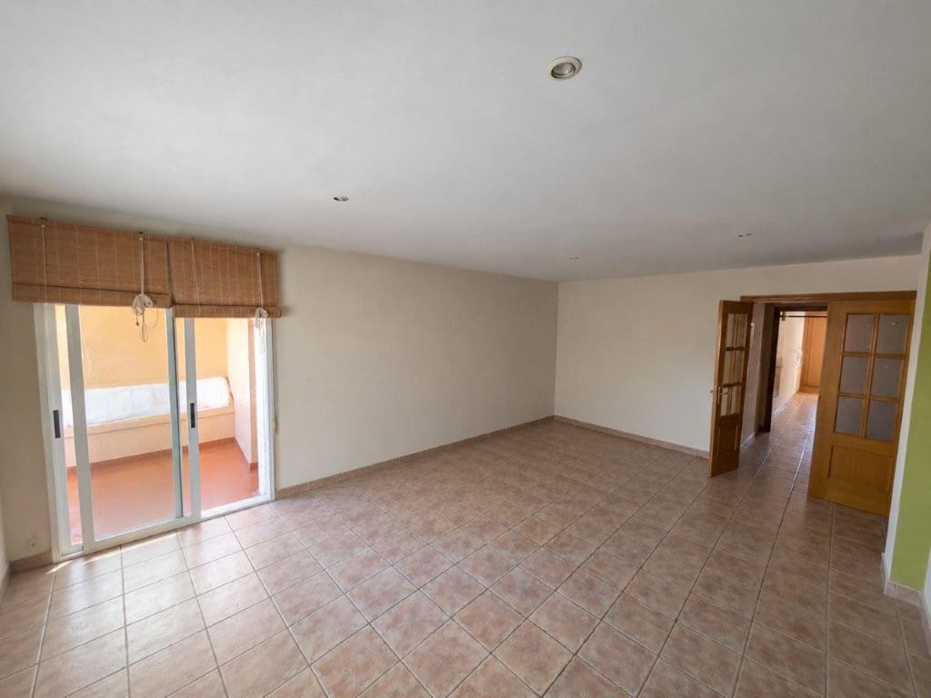 3 soveværelse Lejlighed til salg i Denia med garage - € 379.000 (Ref: 9946016)
