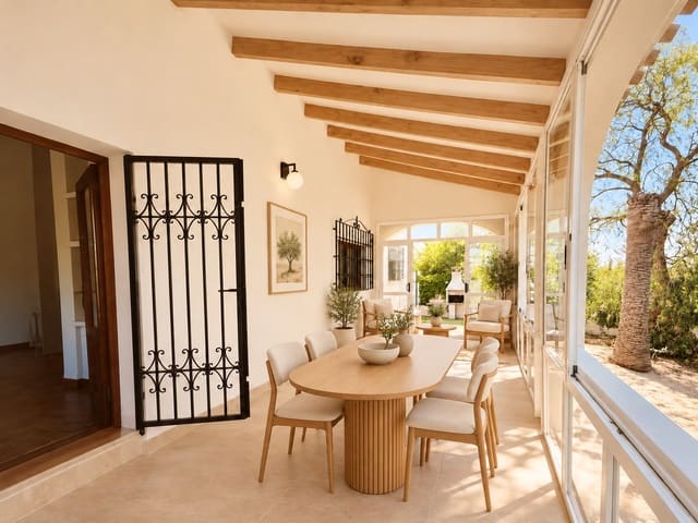 3 soveværelse Villa til salg i Dénia med swimmingpool garage - € 450.000 (Ref: 9946017)