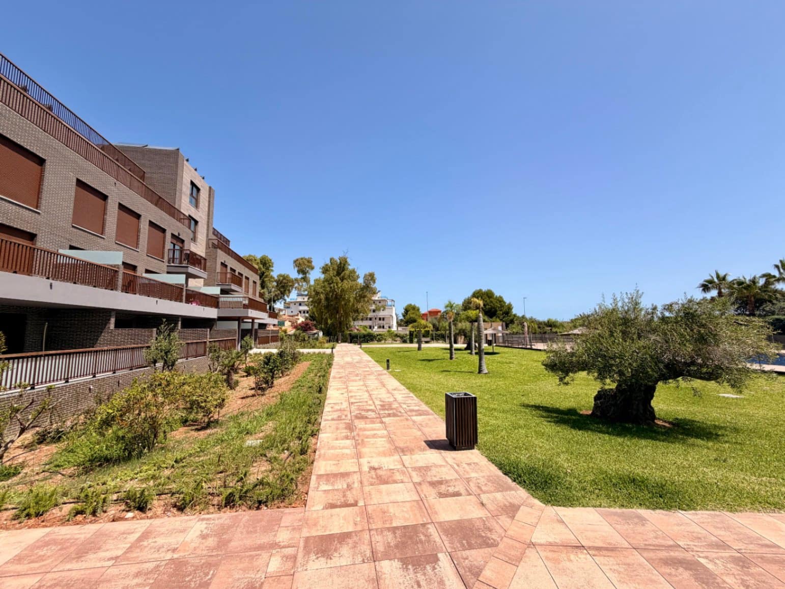 2 soverom Leilighet til salgs i Denia med svømmebasseng garasje - € 349 000 (Ref: 9950804)