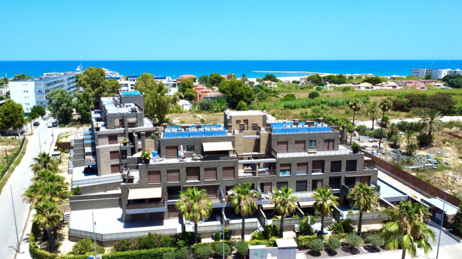 2 soverom Leilighet til salgs i Denia med svømmebasseng garasje - € 349 000 (Ref: 9950804)