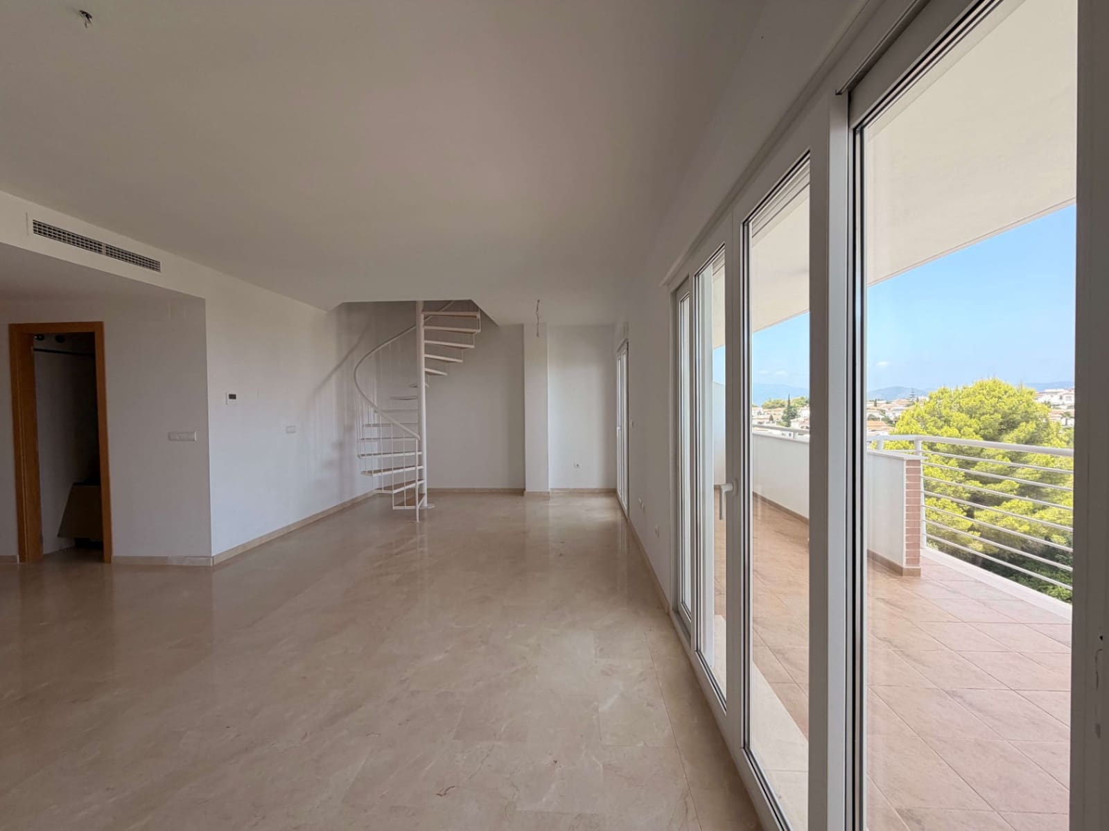 3 makuuhuone Asunto myytävänä paikassa Pego mukana uima-altaan - 273 000 € (Ref: 9964001)