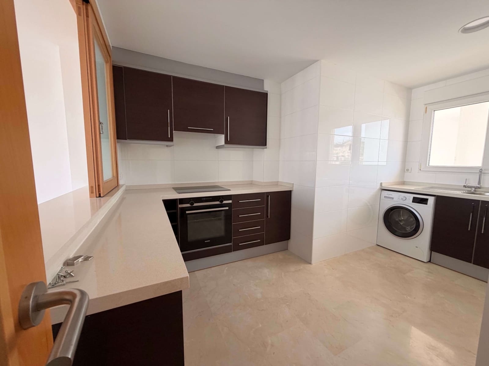 3 makuuhuone Asunto myytävänä paikassa Pego mukana uima-altaan - 273 000 € (Ref: 9964001)