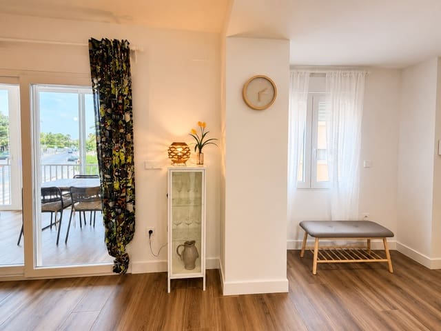 3 bedroom Apartment for sale in Dénia with pool garage - € 465,000 (Ref: 9964301)
