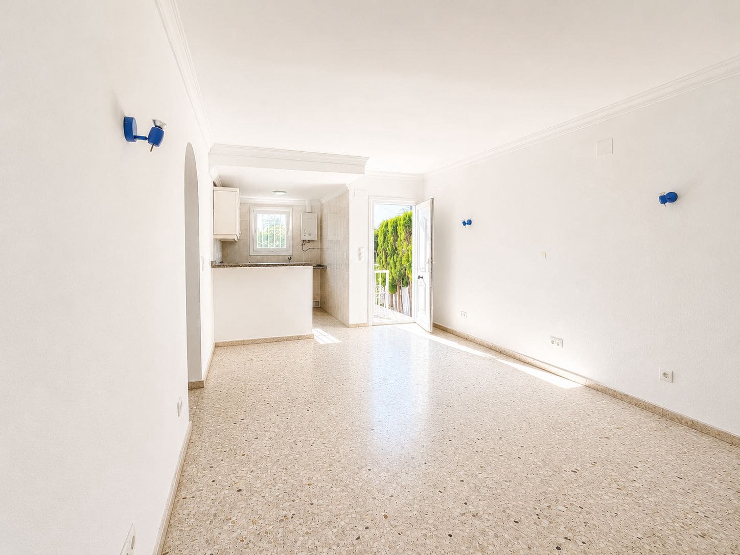 3 makuuhuone Rivitalo myytävänä paikassa Denia mukana 
autotalli - 350 000 € (Ref: 9997581)