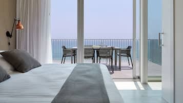 79 bedroom Hotel for sale in Tarragona city with pool - € 4,200,000 (Ref: 7508295)