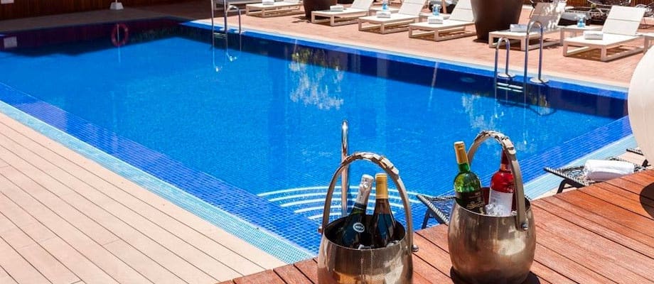 130 makuuhuone Yritys myytävänä paikassa Calella mukana uima-altaan 
autotalli - 4 100 000 € (Ref: 7696724)