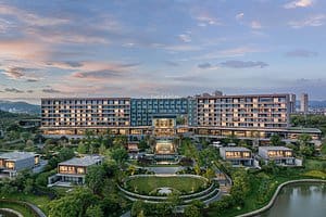 195 bedroom Business for sale in Barcelona city with pool garage - € 29,500,000 (Ref: 7696724)