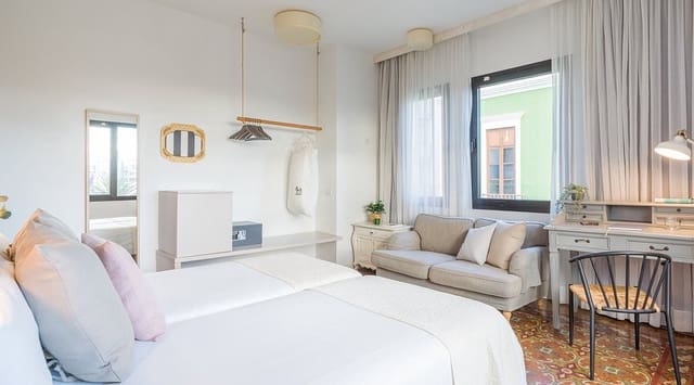 15 soverom Hus til salgs i Barcelona by - € 7 900 000 (Ref: 8992051)