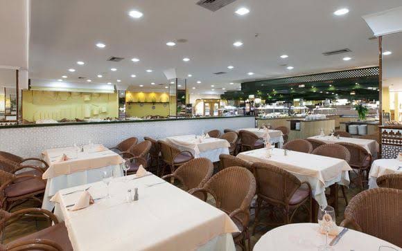 151 soveværelse Hotel til salg i Roquetas de Mar med swimmingpool garage - € 13.000.000 (Ref: 9334983)