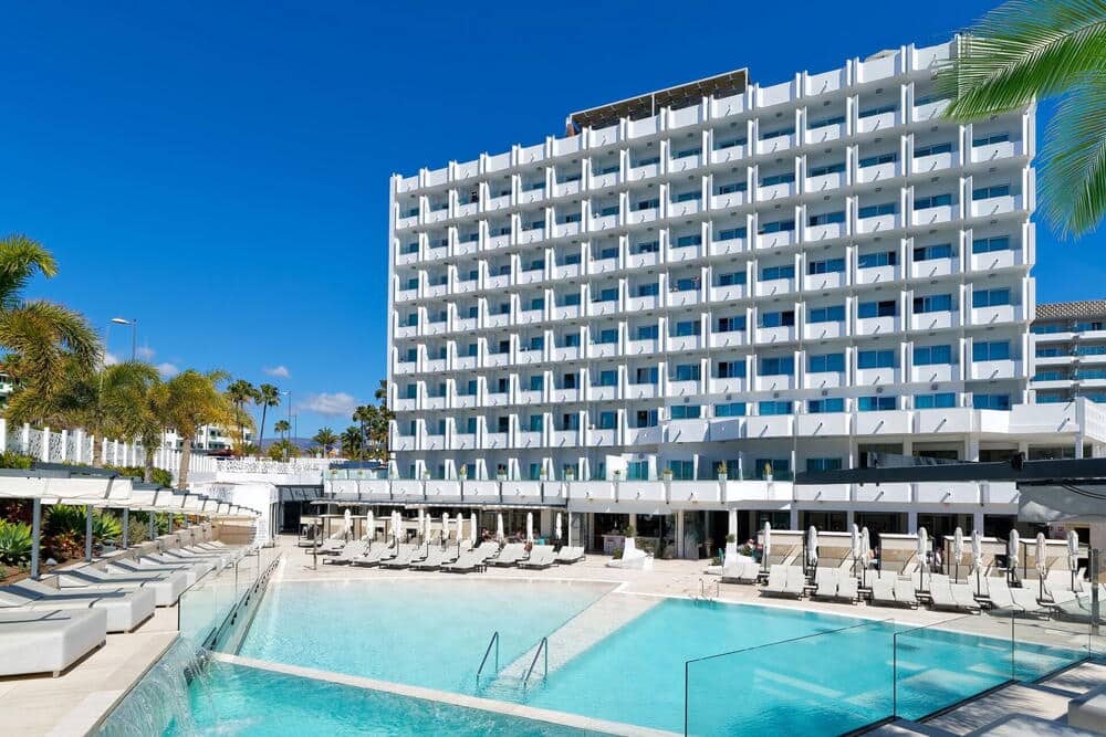 139 soverom Hus til salgs i Barcelona by med svømmebasseng - € 4 600 000 (Ref: 9385772)