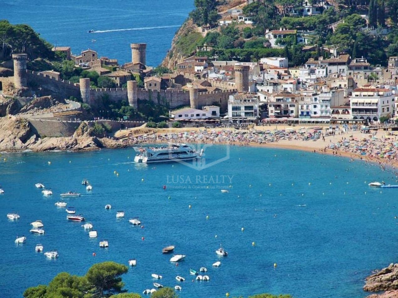 29 Zimmer Hotel zu verkaufen in Tossa de Mar mit Pool - 1.990.000 € (Ref: 9400891)