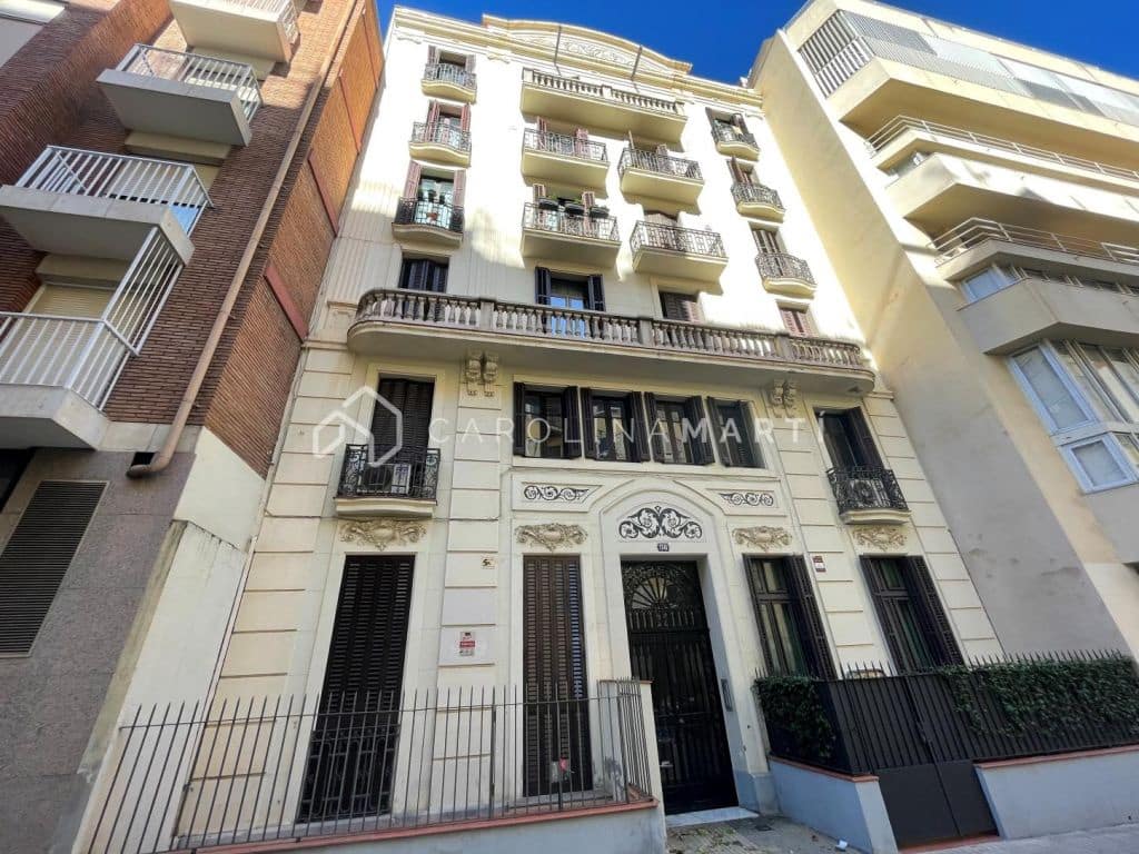 131 quarto Apartamento para venda em Barcelona cidade - 10 000 € (Ref: 9471190)