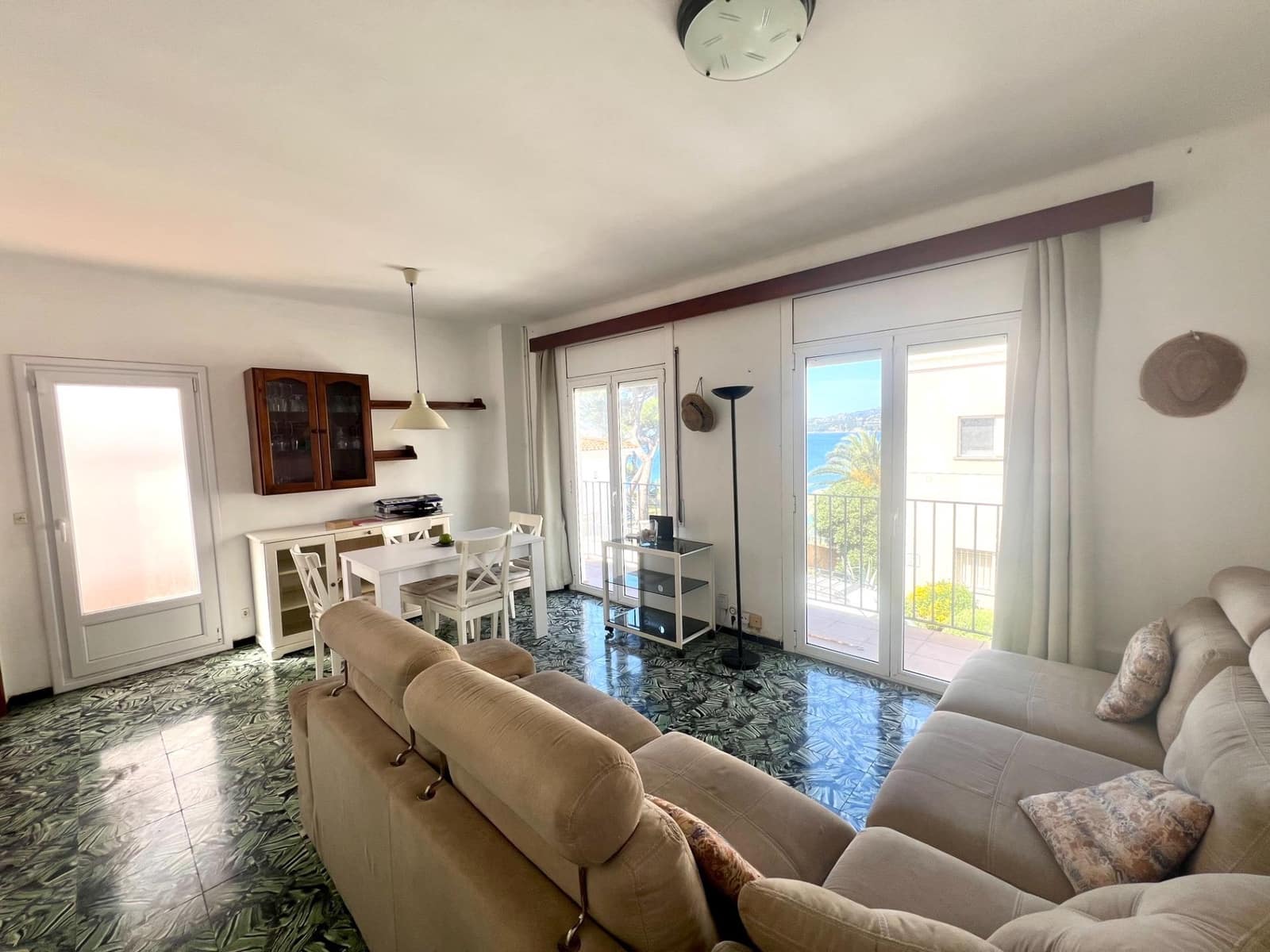 3 bedroom Flat for sale in Palamos with garage - € 460,000 (Ref: 10005674)