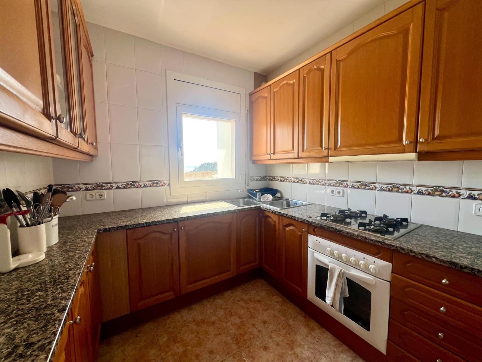 3 bedroom Flat for sale in Palamos with garage - € 460,000 (Ref: 10005674)