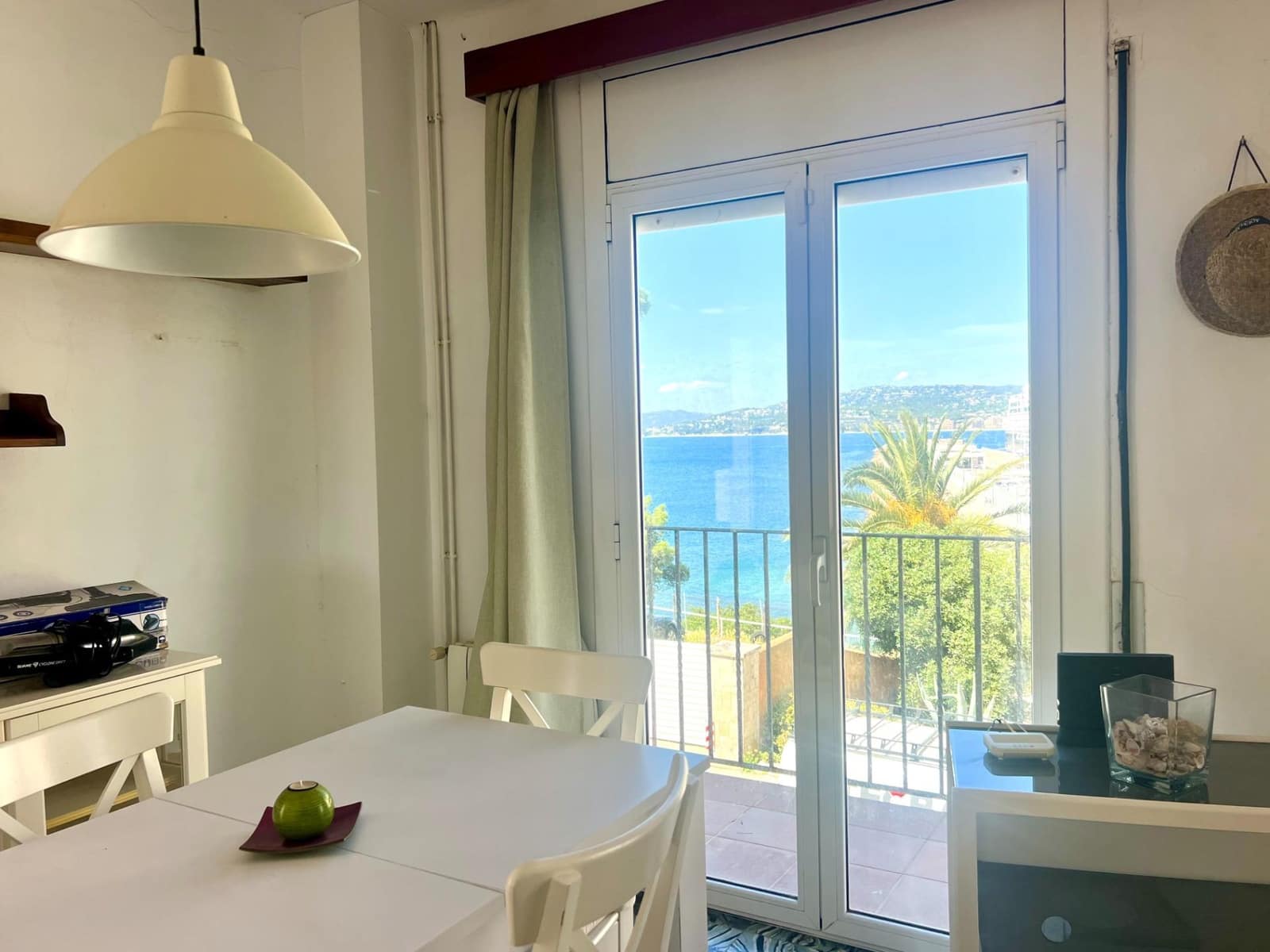 3 bedroom Flat for sale in Palamos with garage - € 460,000 (Ref: 10005674)