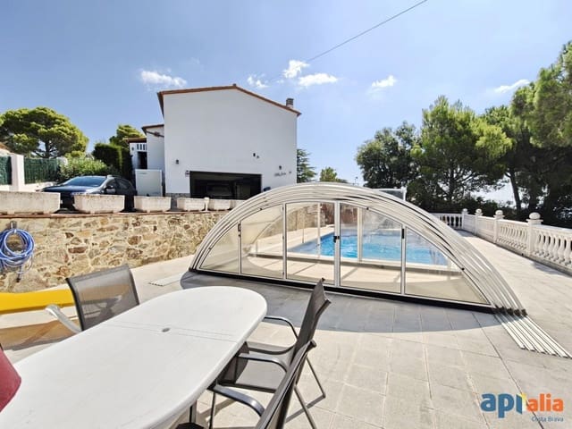 3 quarto Moradia para venda em Calonge i Sant Antoni com piscina garagem - 880 000 € (Ref: 10015637)