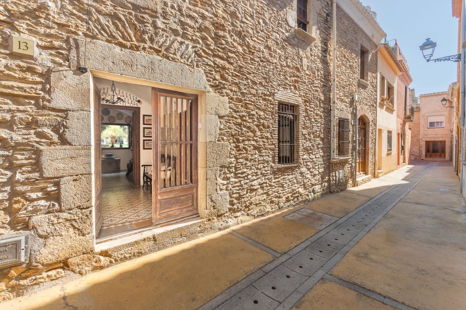5 bedroom Townhouse for sale in Begur - € 900,000 (Ref: 10018559)