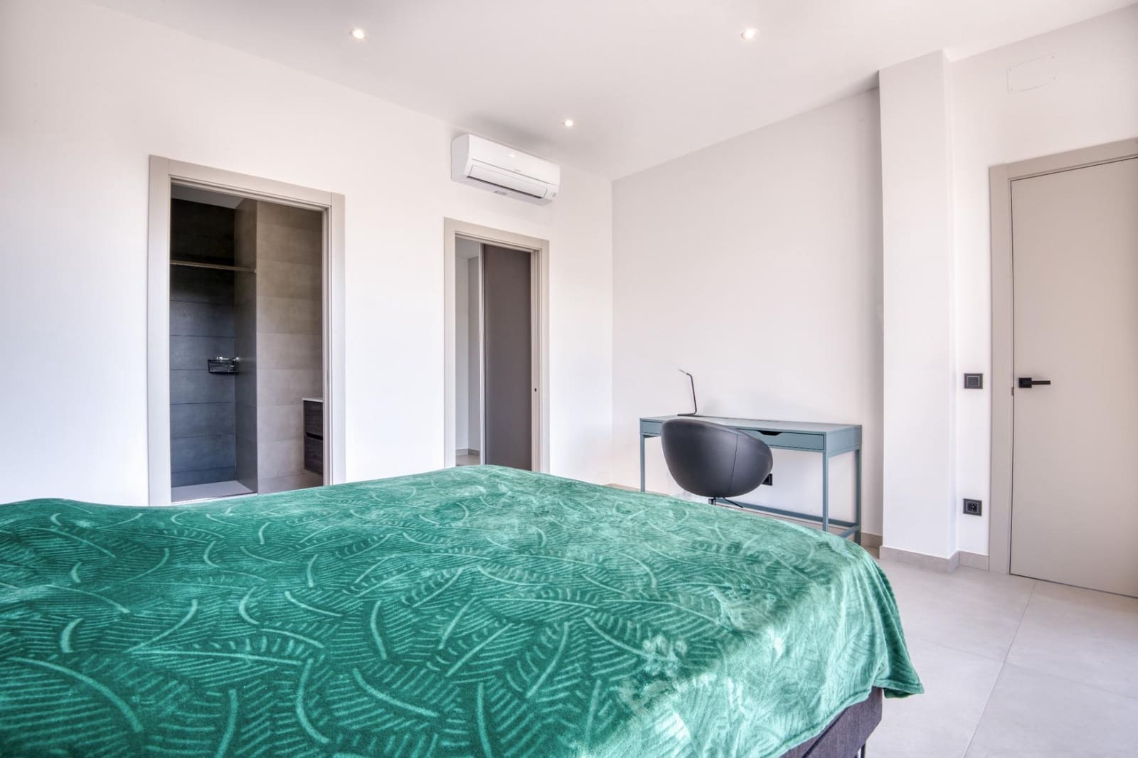 3 bedroom Villa for sale in Calonge i Sant Antoni with pool garage - € 1,425,000 (Ref: 10047393)