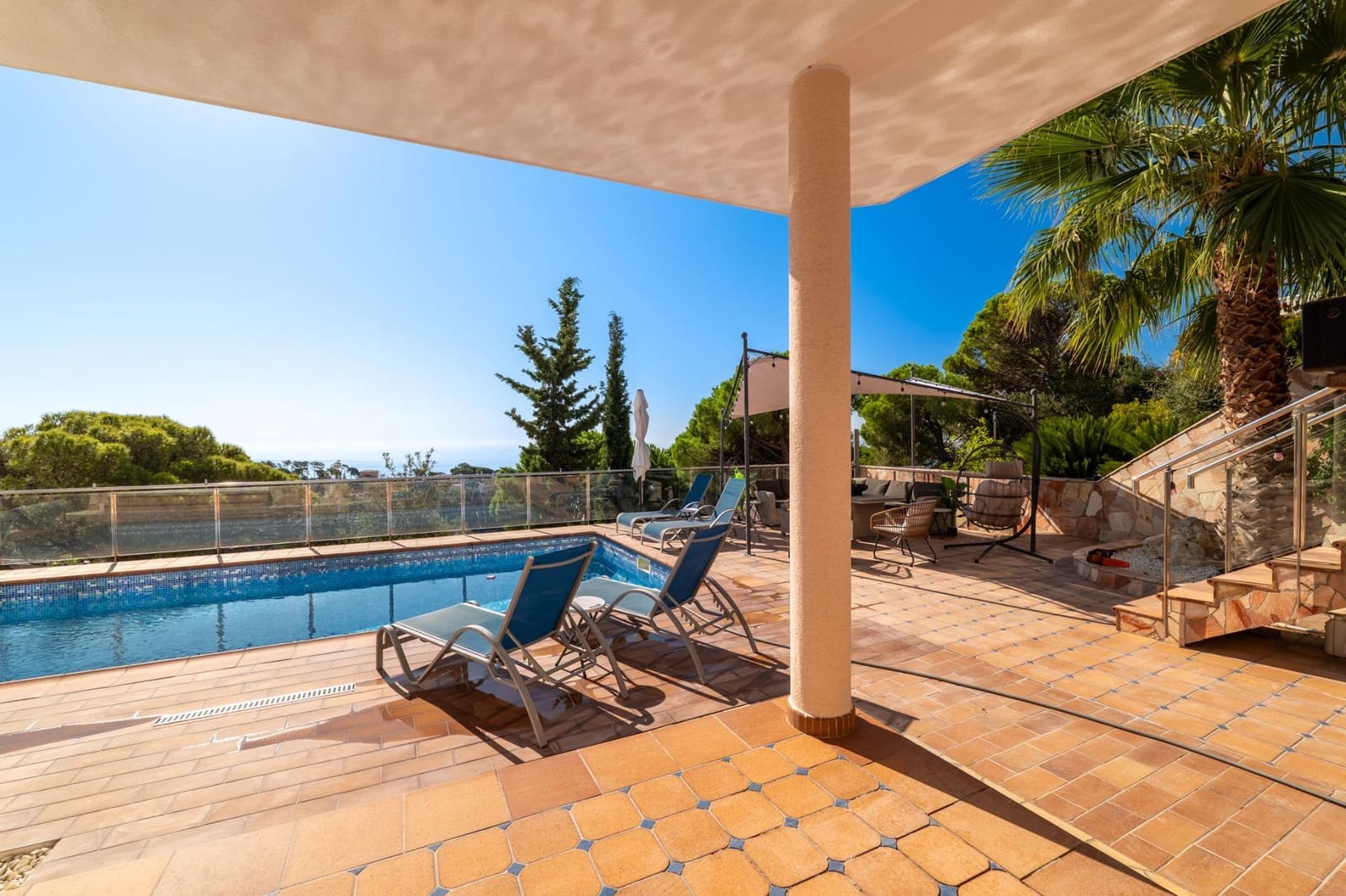 4 bedroom Villa for sale in Lloret de Mar with pool garage - € 970,000 (Ref: 10067998)