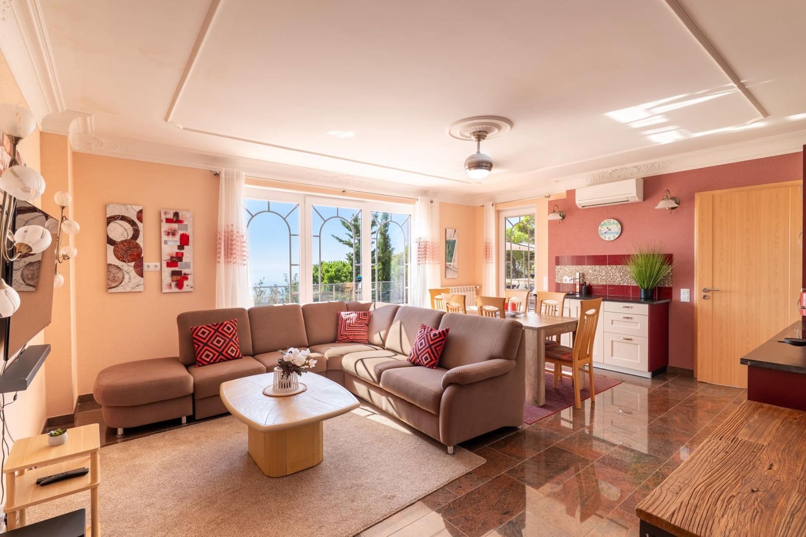4 bedroom Villa for sale in Lloret de Mar with pool garage - € 970,000 (Ref: 10067998)