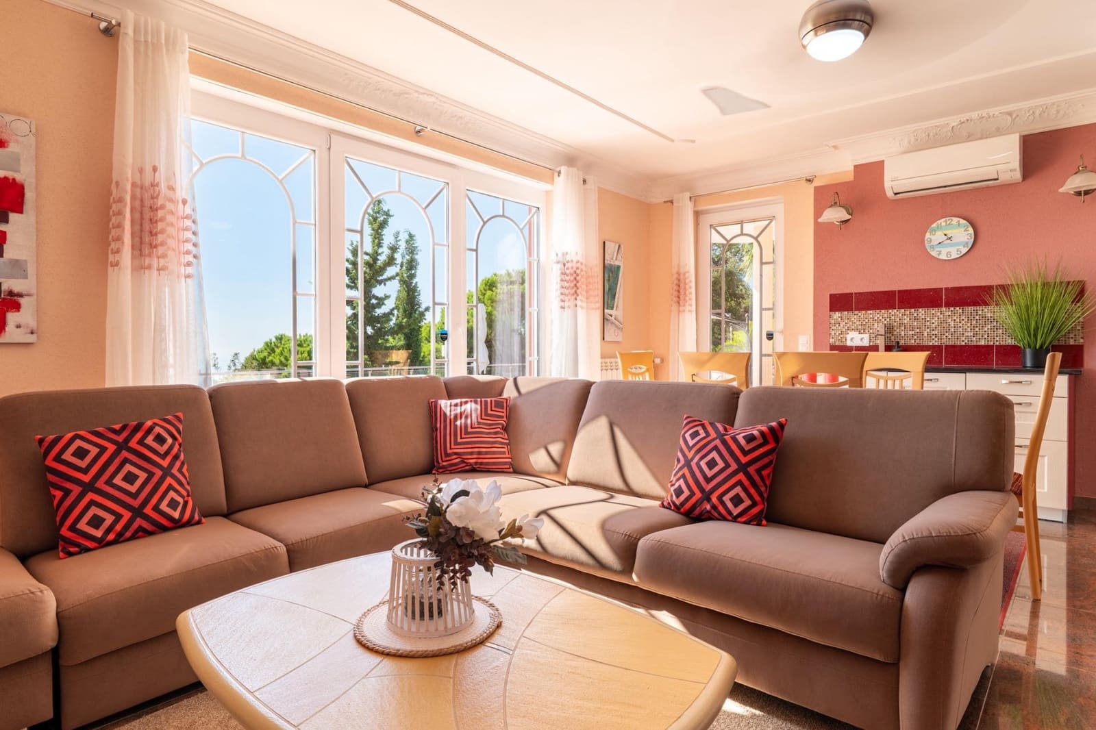 4 bedroom Villa for sale in Lloret de Mar with pool garage - € 970,000 (Ref: 10067998)
