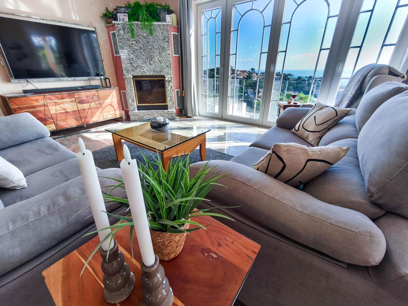4 bedroom Villa for sale in Lloret de Mar with pool garage - € 970,000 (Ref: 10067998)