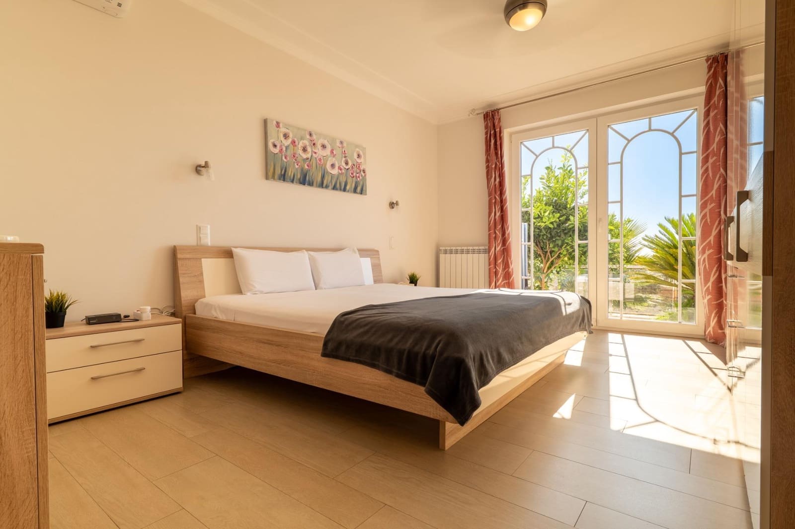 4 bedroom Villa for sale in Lloret de Mar with pool garage - € 970,000 (Ref: 10067998)
