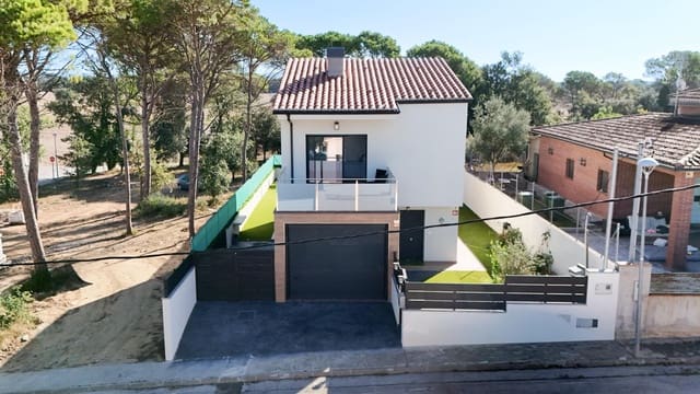 3 bedroom Villa for sale in Caldes de Malavella with pool garage - € 490,000 (Ref: 10091187)