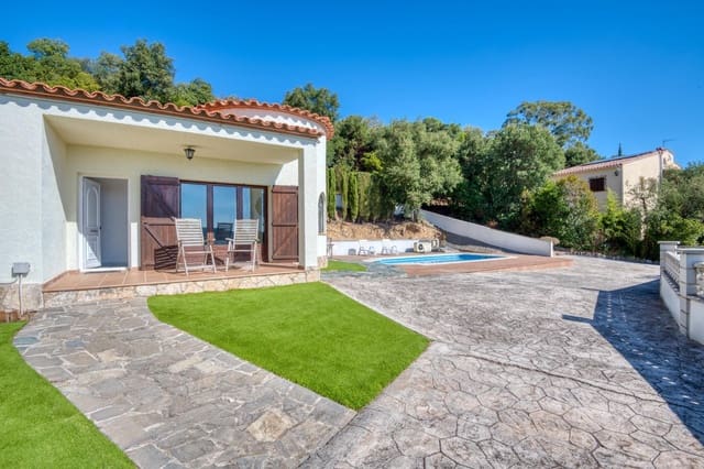 3 makuuhuone Huvila myytävänä paikassa Santa Cristina d'Aro mukana uima-altaan - 285 000 € (Ref: 10111780)