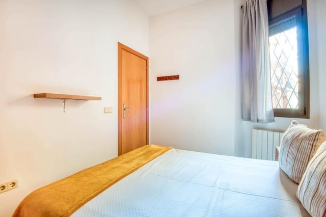 2 soveværelse Lejlighed til salg i Sant Feliu de Guíxols med garage - € 192.000 (Ref: 10133410)