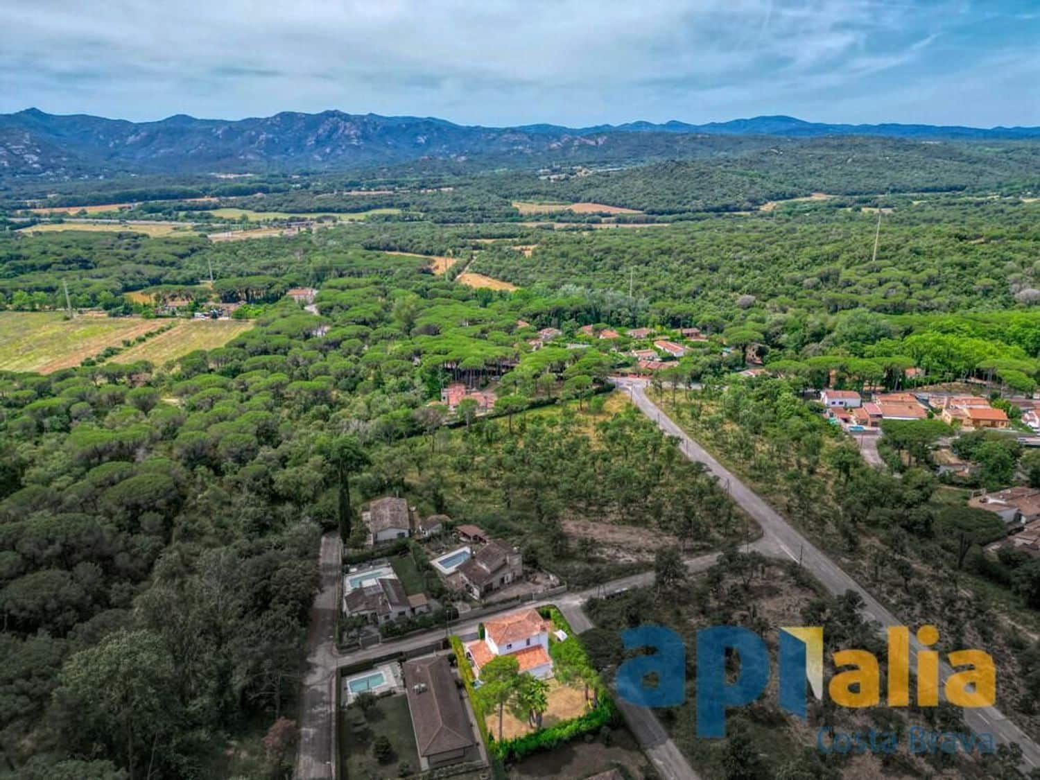3 sypialnia Willa na sprzedaż w Santa Cristina d'Aro z garażem - 450 000 € (Ref: 9101004)