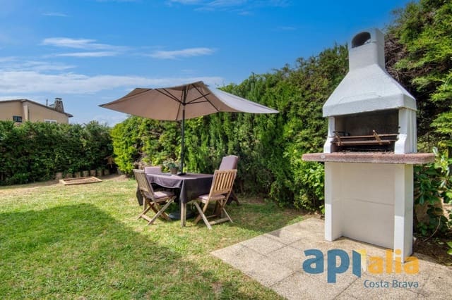 3 sypialnia Willa na sprzedaż w Santa Cristina d'Aro z garażem - 435 000 € (Ref: 9101004)