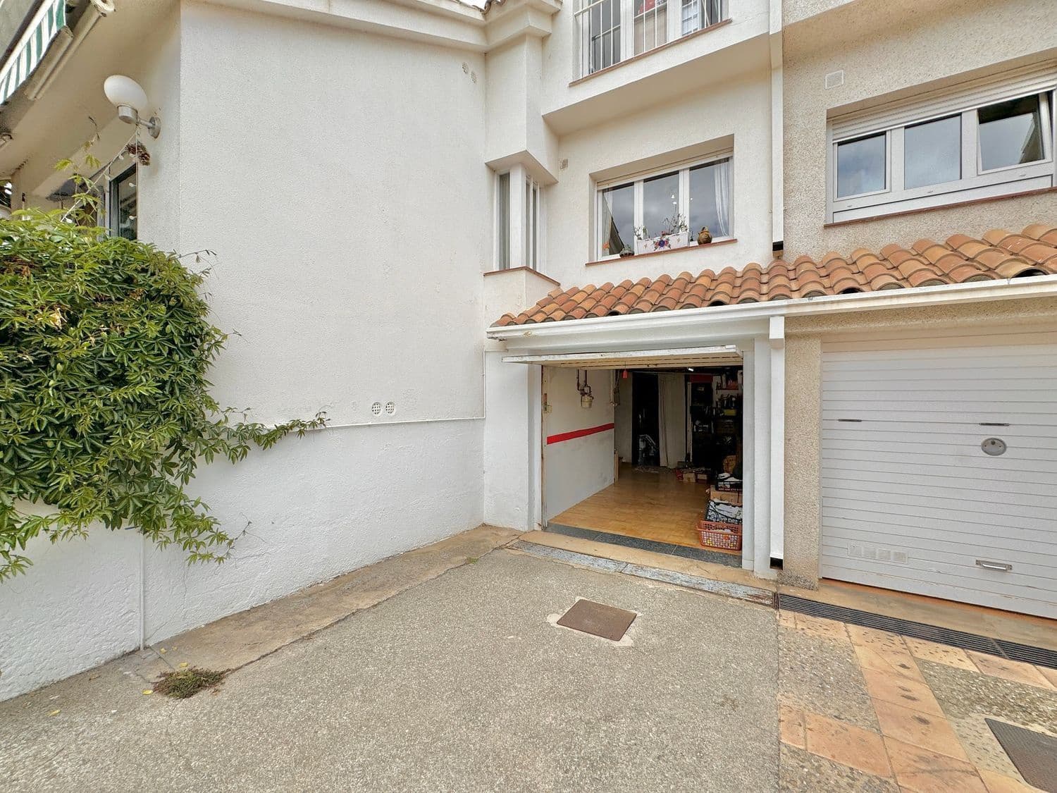 4 soveværelse Villa til salg i Platja d'Aro - € 450.000 (Ref: 9101010)