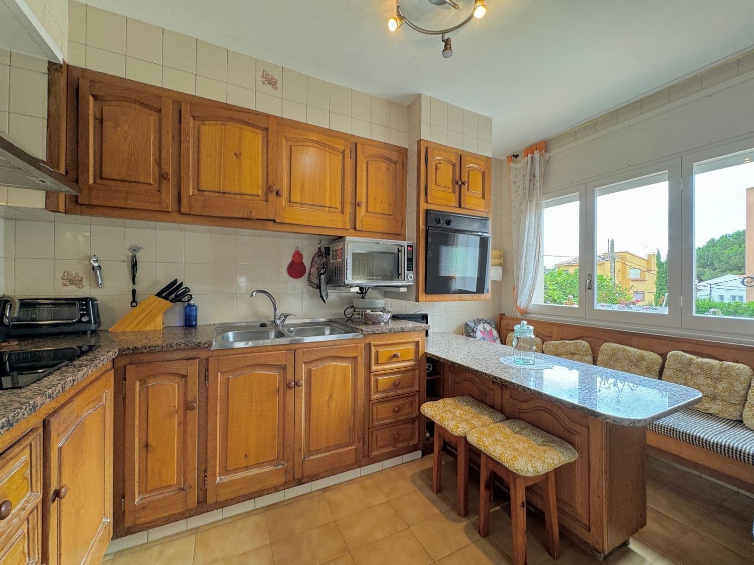 4 soveværelse Villa til salg i Platja d'Aro - € 450.000 (Ref: 9101010)