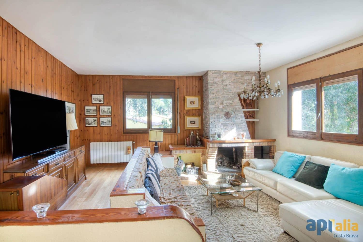 6 soveværelse Villa til salg i Sant Feliu de Guixols med swimmingpool - € 550.000 (Ref: 9101012)