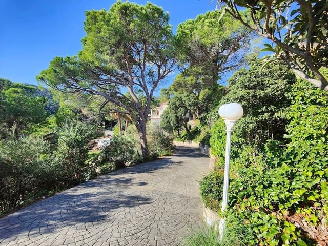 3 camera da letto Villa in vendita in Sant Feliu de Guíxols con piscina - 550.000 € (Rif: 9101018)