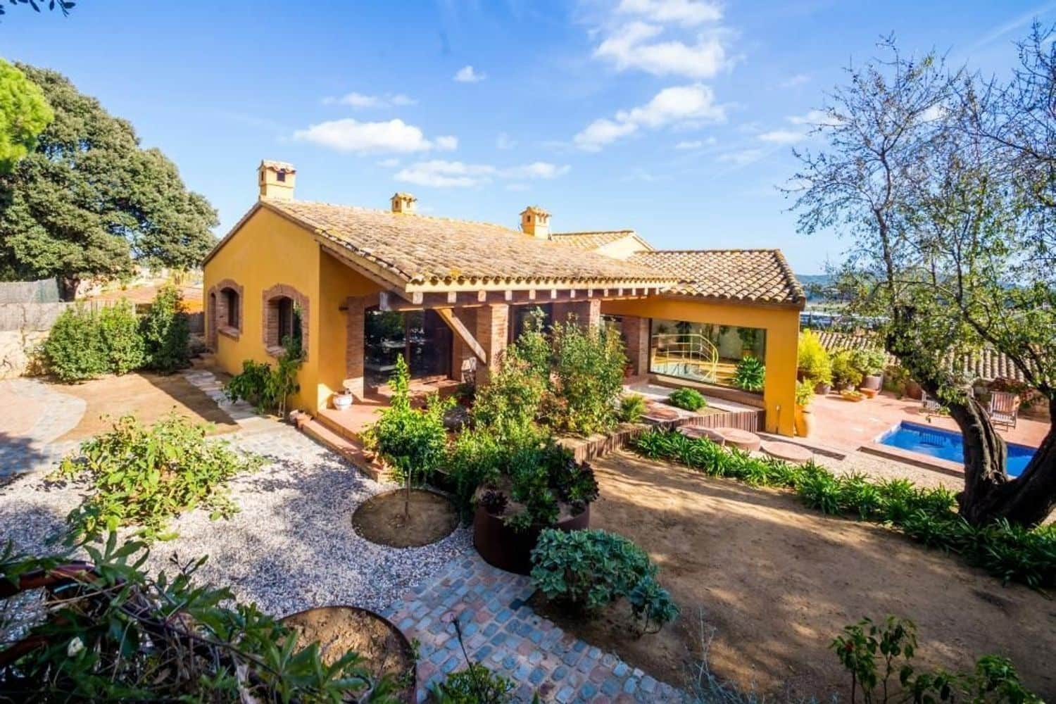 5 sypialnia Willa na sprzedaż w Mont-ras z basenem - 1 180 000 € (Ref: 9101028)