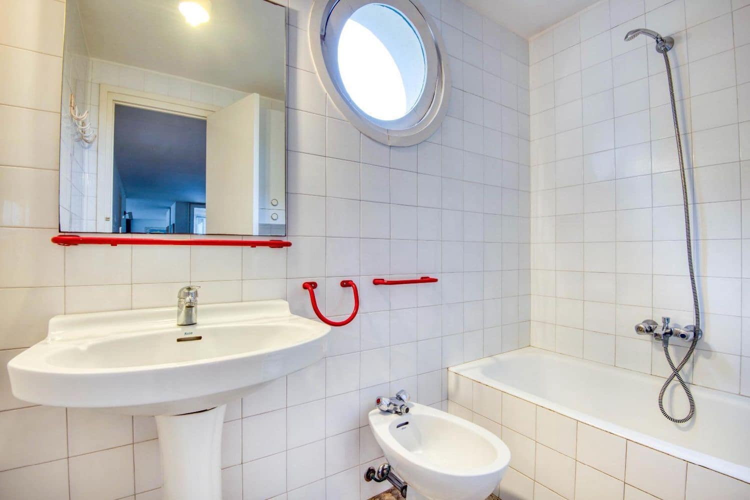 5 soveværelse Villa til salg i Santa Cristina d'Aro - € 550.000 (Ref: 9101032)